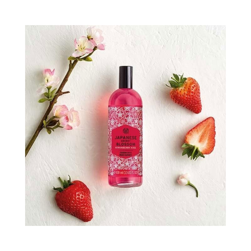 The Body Shop Japanese Cherry Blossom Strawberry Kiss Fragrance Mist - 100ml