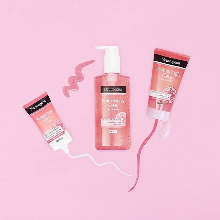 NEUTROGENA Refreshingly Clear Facial Wash - 200ml