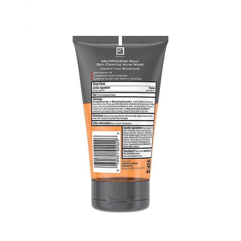 Neotrogena Men Skin Clearing Acne Wash - 150ml