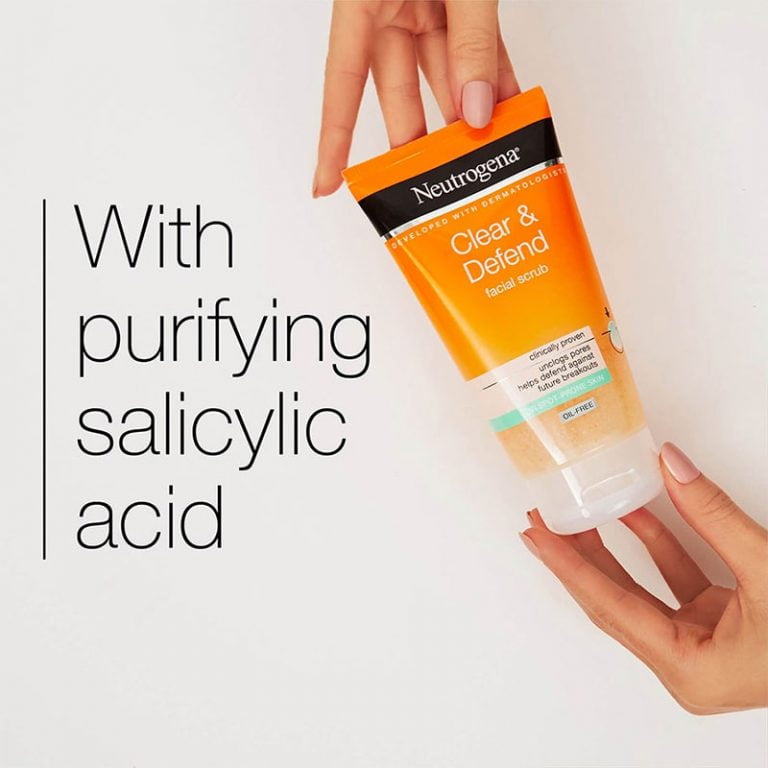 Neutrogena Clear & Defend Facial Scrub - 150ml