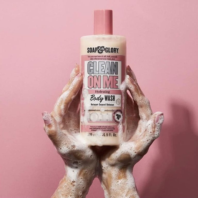 Soap & Glory Clean on Me Shower Gel - 500ml