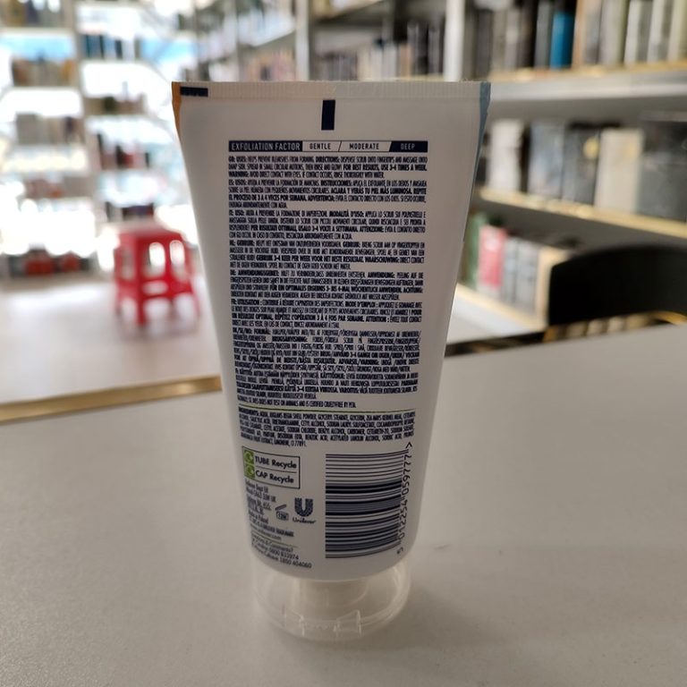 St. Ives Blemish Control Scrub - 150ml
