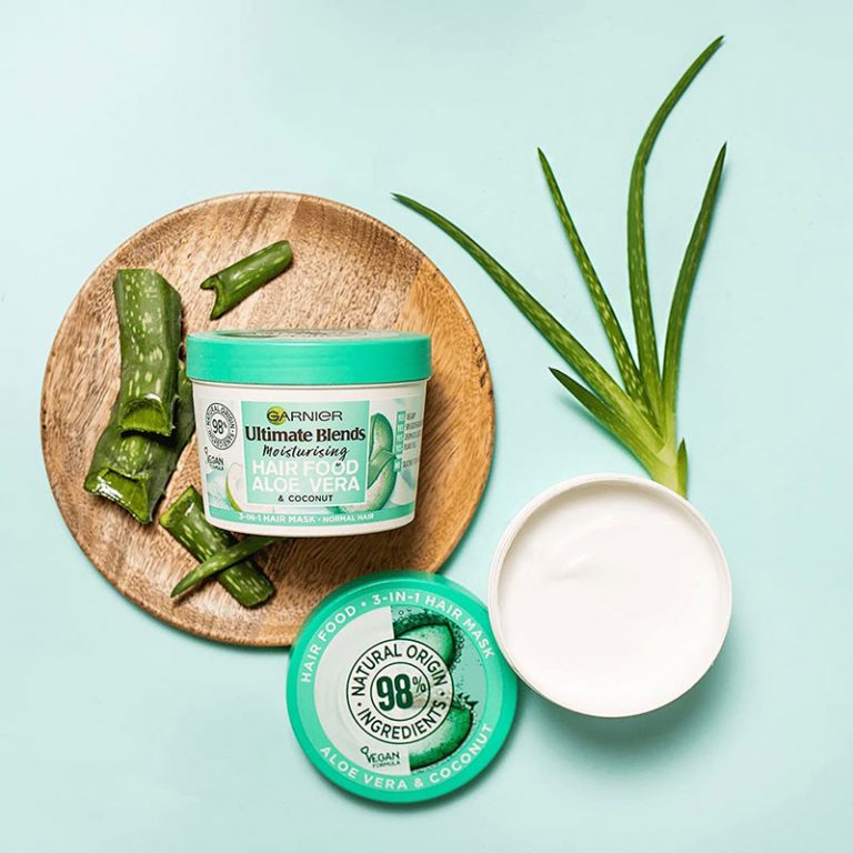 Garnier Ultimate Blends Hair Food Aloe Vera 3 in 1 Hair Mask Treatment - 390ml