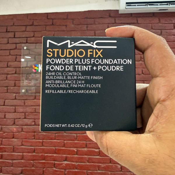 M.A.C Studio Fix Powder Plus Foundation – NC 30 (15gm)