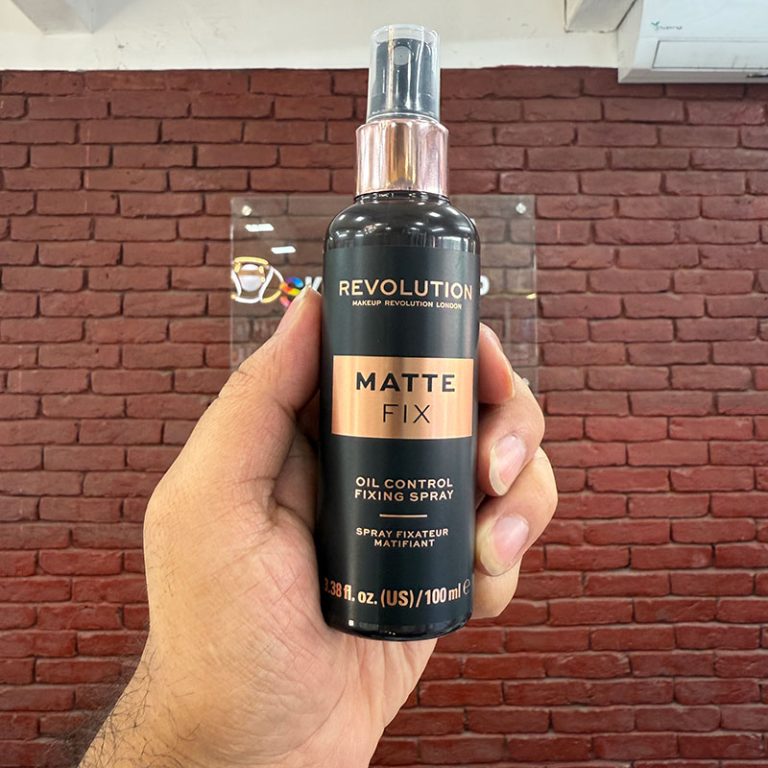 Makeup Revolution Matte Fix Oil Control Fixing Spray - 100ml