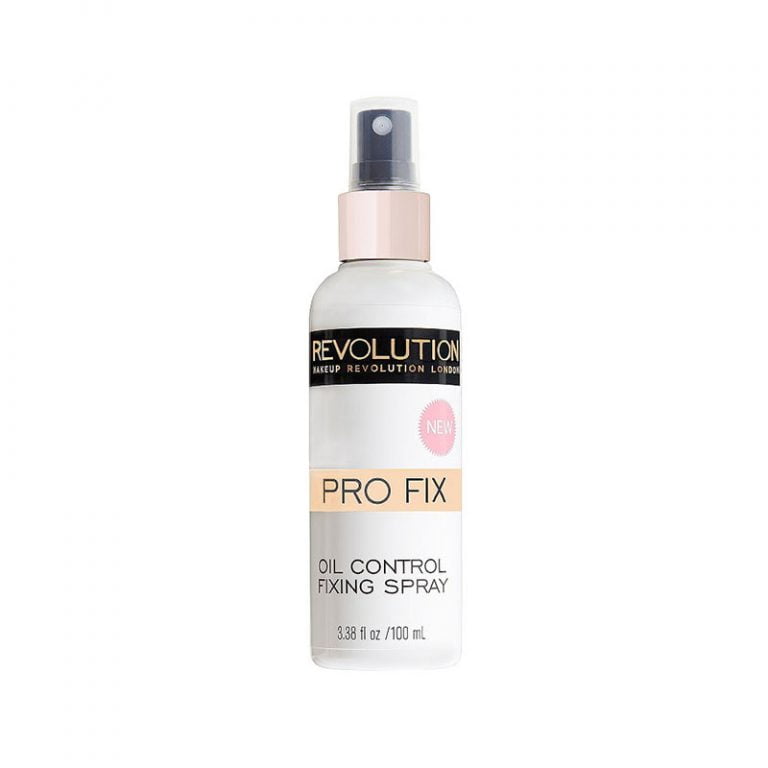 Makeup Revolution Pro Fix Oil Control Fixing Spray (100ml)