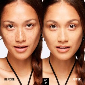 M.A.C Studio Fix Fluid SPF 15 Foundation- NC 37 (30ml)