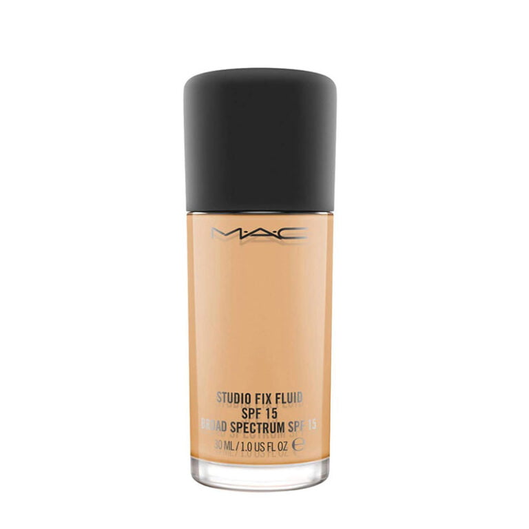 M.A.C Studio Fix Fluid SPF 15 Foundation NC 40 - 30ml