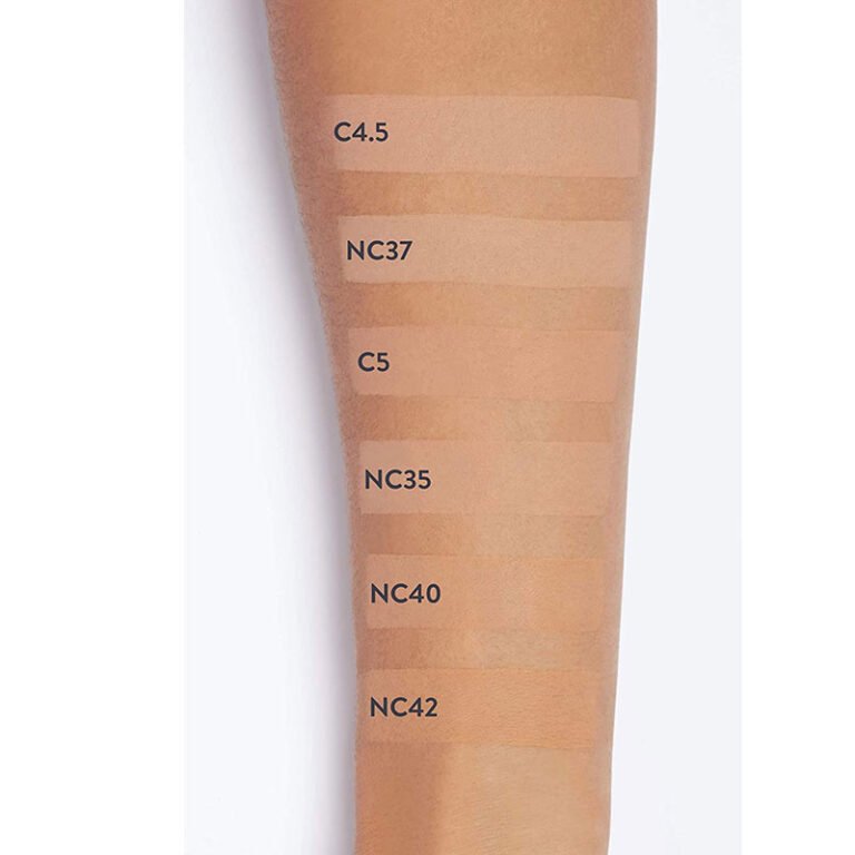 M.A.C Studio Fix Fluid SPF 15 Foundation NC 40 - 30ml