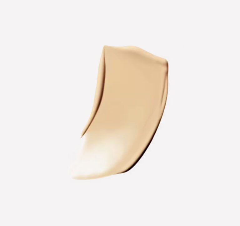 M.A.C Studio Fix Fluid SPF 15 Foundation NC 20 - 30ml