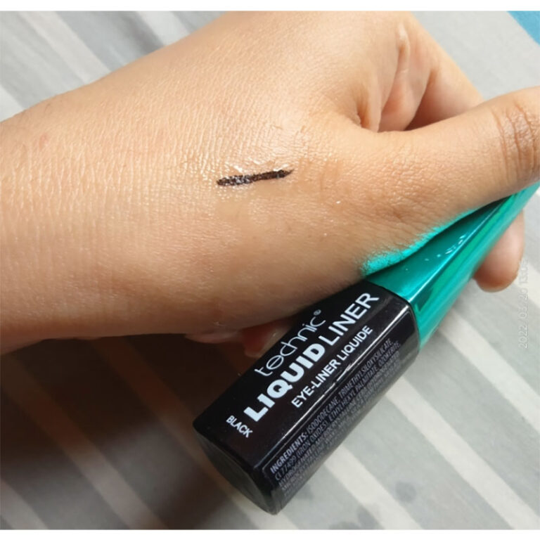 Technic Liquid Eyeliner Black Water Resistant - 6ml
