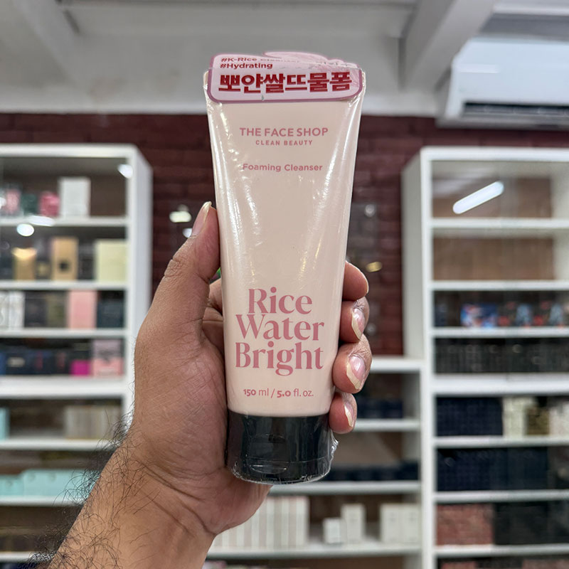 The-Face-Shop-Rice-Water-Bright-Facial-Foaming-Cleanser---150ml-6 The Face Shop Rice Water Bright Facial Foaming Cleanser - 150ml