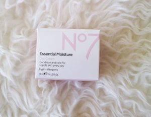 No7 Essential Moisture Day Cream - 50ml
