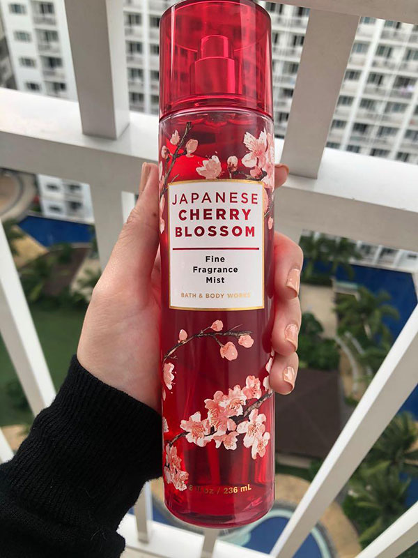 Body Works Review Japanese Cherry Blossom Fine Fragrance Mist Bath