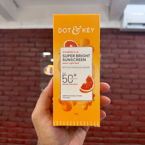Dot & Key Vitamin C + E Sunscreen, SPF 50+ PA++++ (80ml)