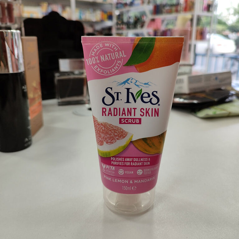 St. Ives Radiant Skin Pink Lemon and Mandarin Orange Face Scrub - 150ml