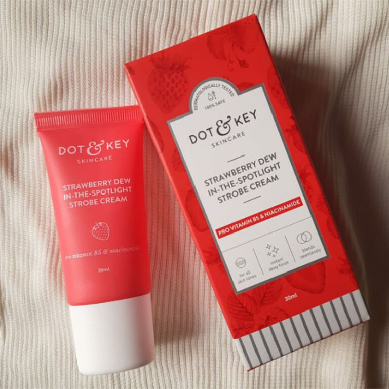 Dot & Key Strawberry Dew In The Spotlight Strobe Cream - 30ml