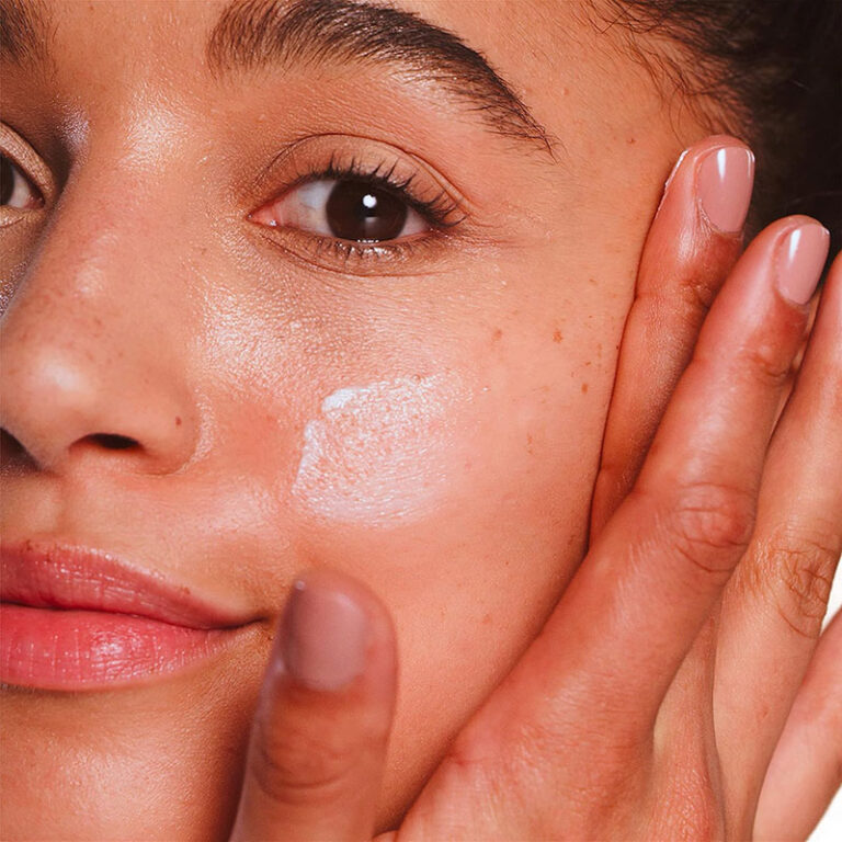 Neutrogena Retinol + Vitamin C Correcting Cream - 48gm