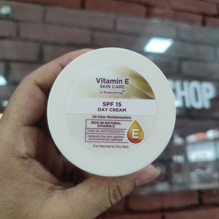 Superdrug Vitamin E Skin Care Nourishing Day Cream – 100ml