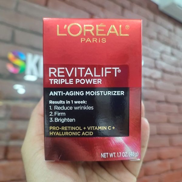 L’Oreal Revitallift Triple Power Anti-Aging Moisturizer - 48gm