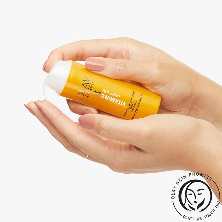 Olay Vitamin C + Peptide 24 Hydrating Moisturizer with SPF 30 - 50ml