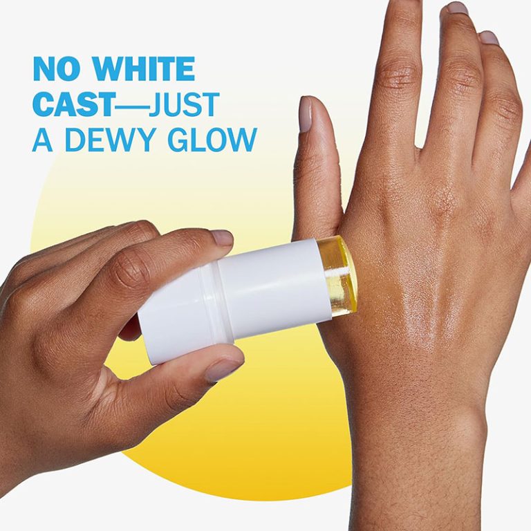 Olay Glow + Protect Sunscreen Stick SPF 50 - 14gm