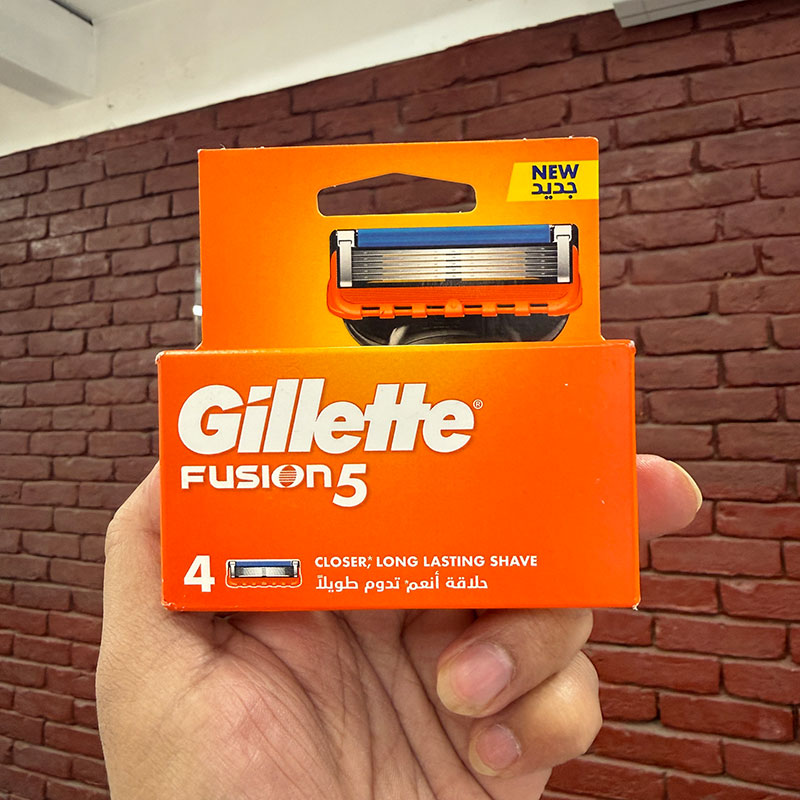 Gillette-Fusion5-Men's-Razor-Blade-Refills-4-Count-Pack-of-1-(New) Gillette Fusion5 Men's Razor Blade Refills 4 Count Pack of 1 (New)