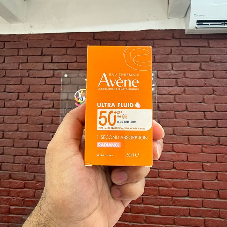 Avène Ultra Fluid 1 Second Absorption Radiance SPF50+ H.E.V Blue Light - 50ml