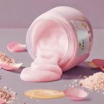 Dove Himalayan Salt & Rose Oil Body Scrub Exfoliates and Deeply Nourishes for Smooth, Radiant Skin - 425gm