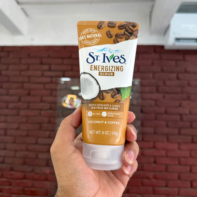 St. Ives Energizing Coconut & Coffee Scrub - 170gm