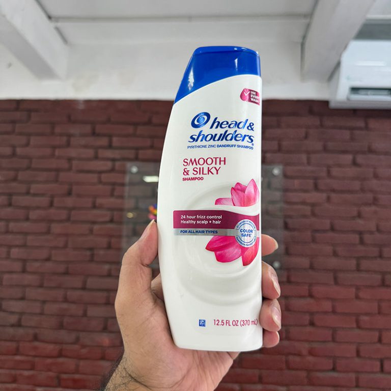 Head & Shoulders Smooth & Silky Shampoo - 370ml