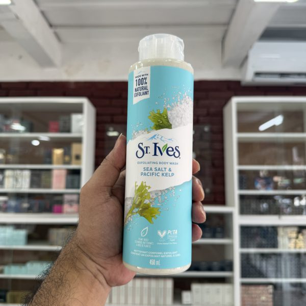 St. Ives Exfoliating Body Wash Sea Salt And Pacific Kelp - 450ml