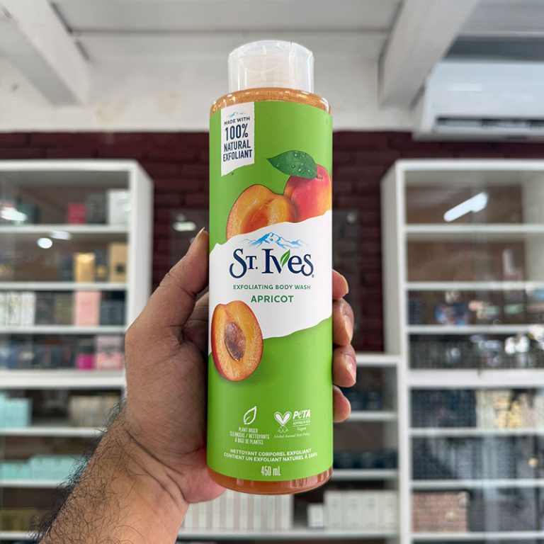 St. Ives Exfoliating Body Wash Apricot - 450ml